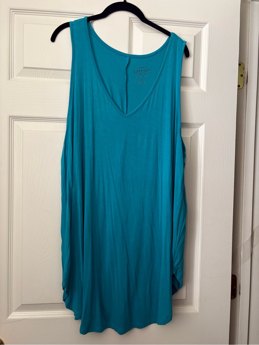 Torrid teal 4X original shirttail super soft v-neck tank